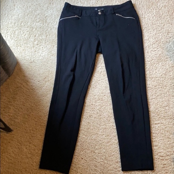 INC skinny pant black size 10 perfect for work! - Picture 1 of 3